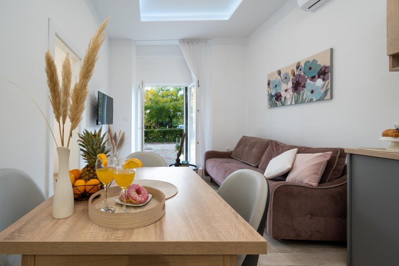 Apartments Palace Kolovare زادار المظهر الخارجي الصورة