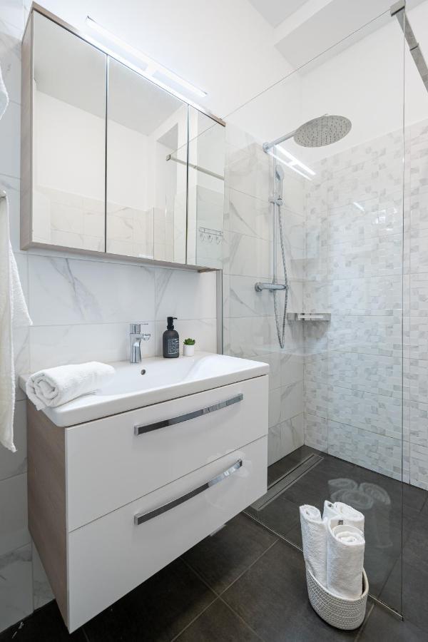 Apartments Palace Kolovare زادار المظهر الخارجي الصورة