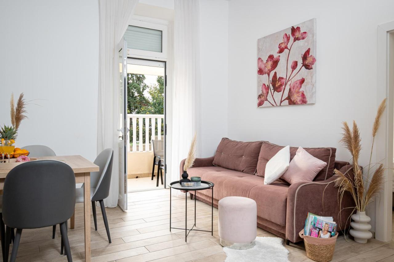 Apartments Palace Kolovare زادار المظهر الخارجي الصورة
